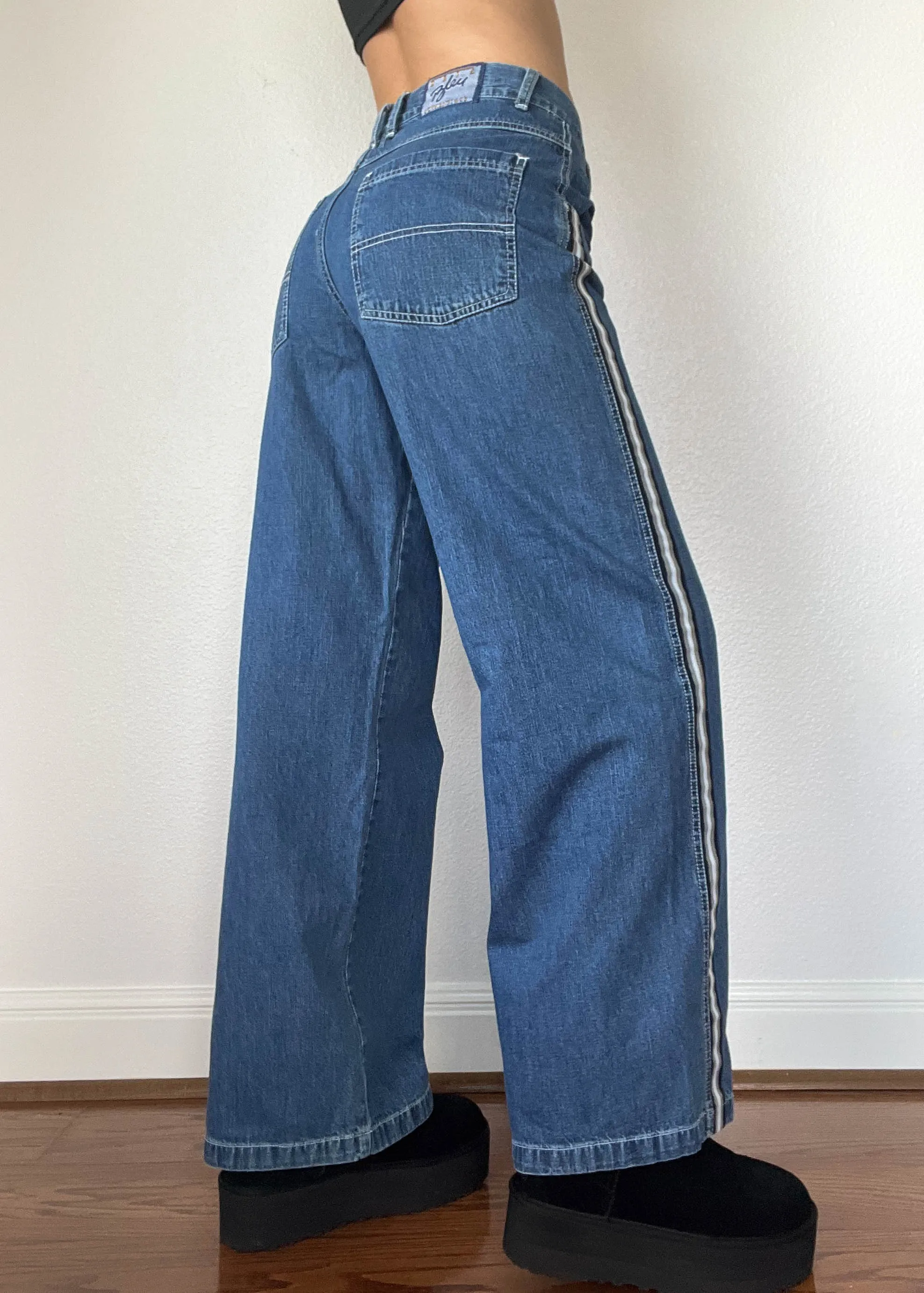 90's Sporty Stripe Jeans (26-27")