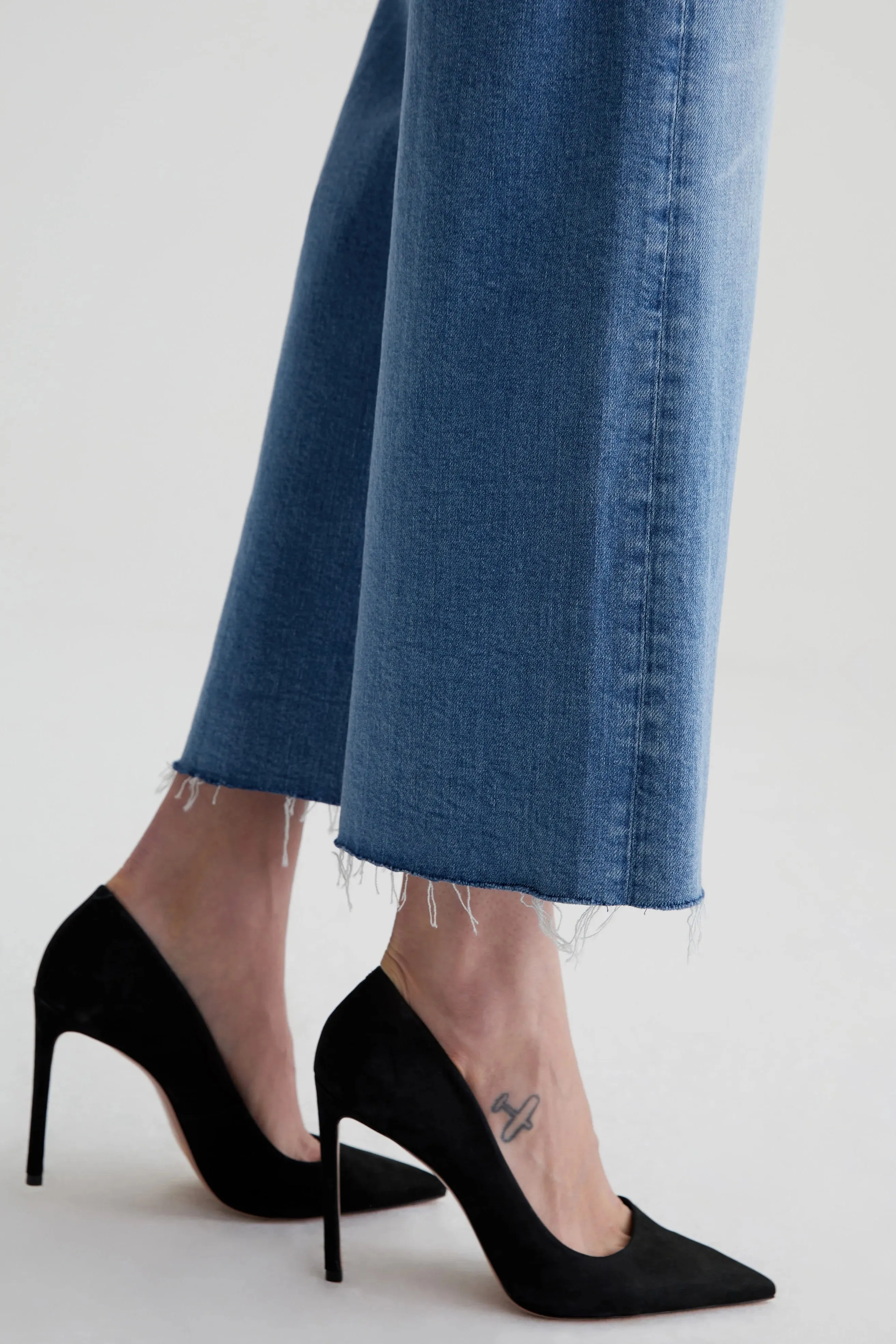 AG Jeans Saige Wide Leg Crop