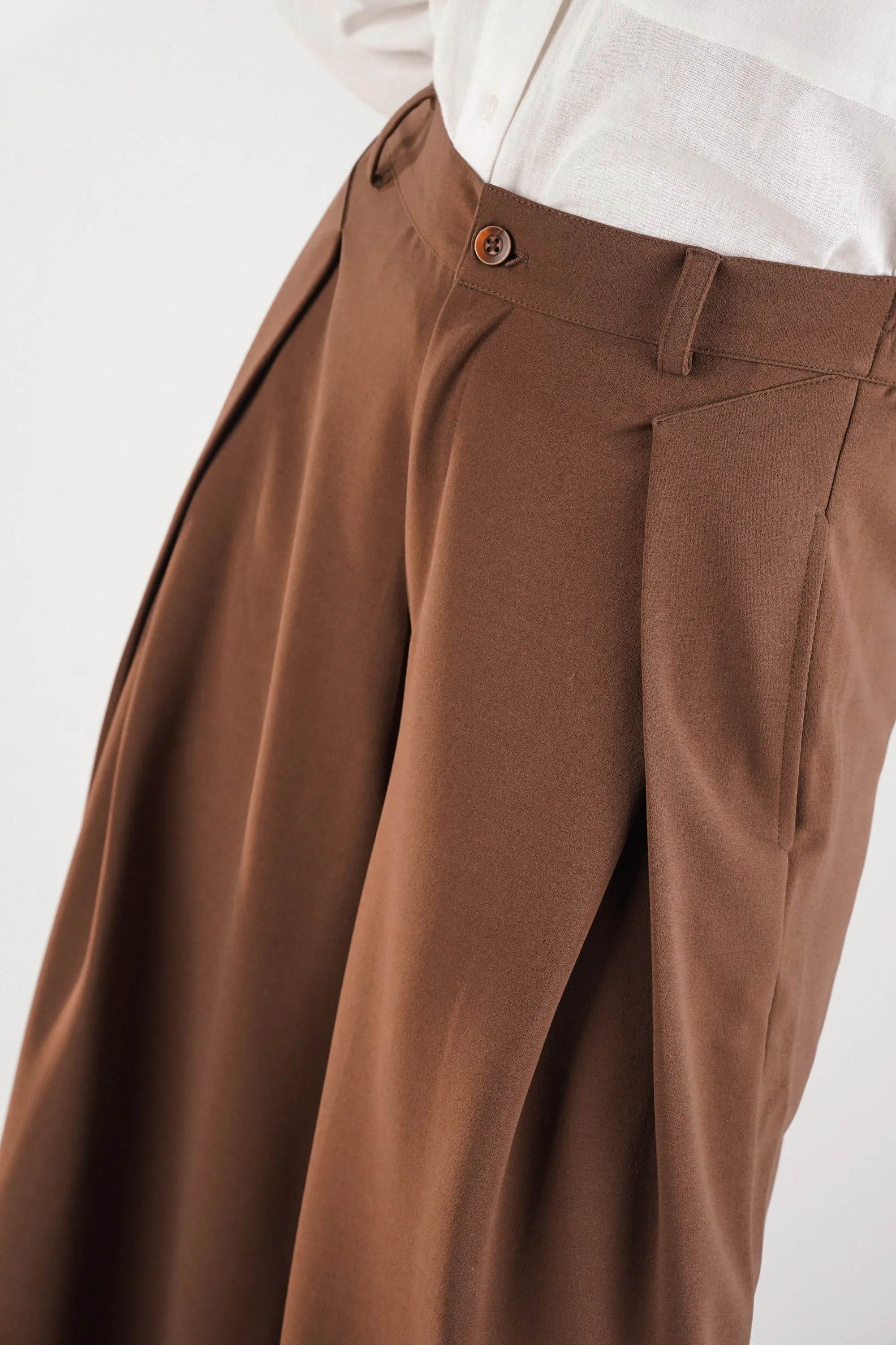 Brown Pants with Inverted Pleats