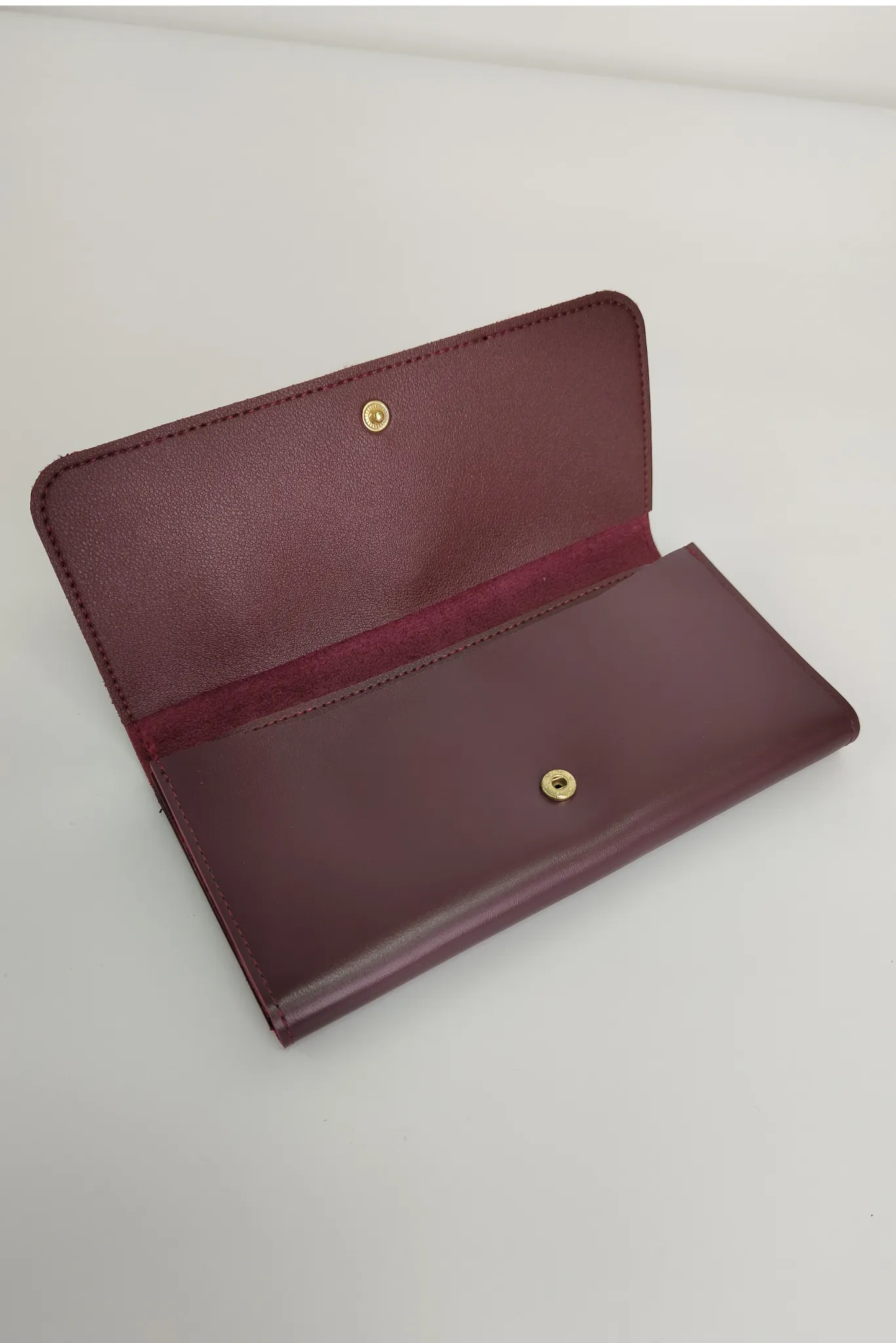 Comfort Maroon Clutch