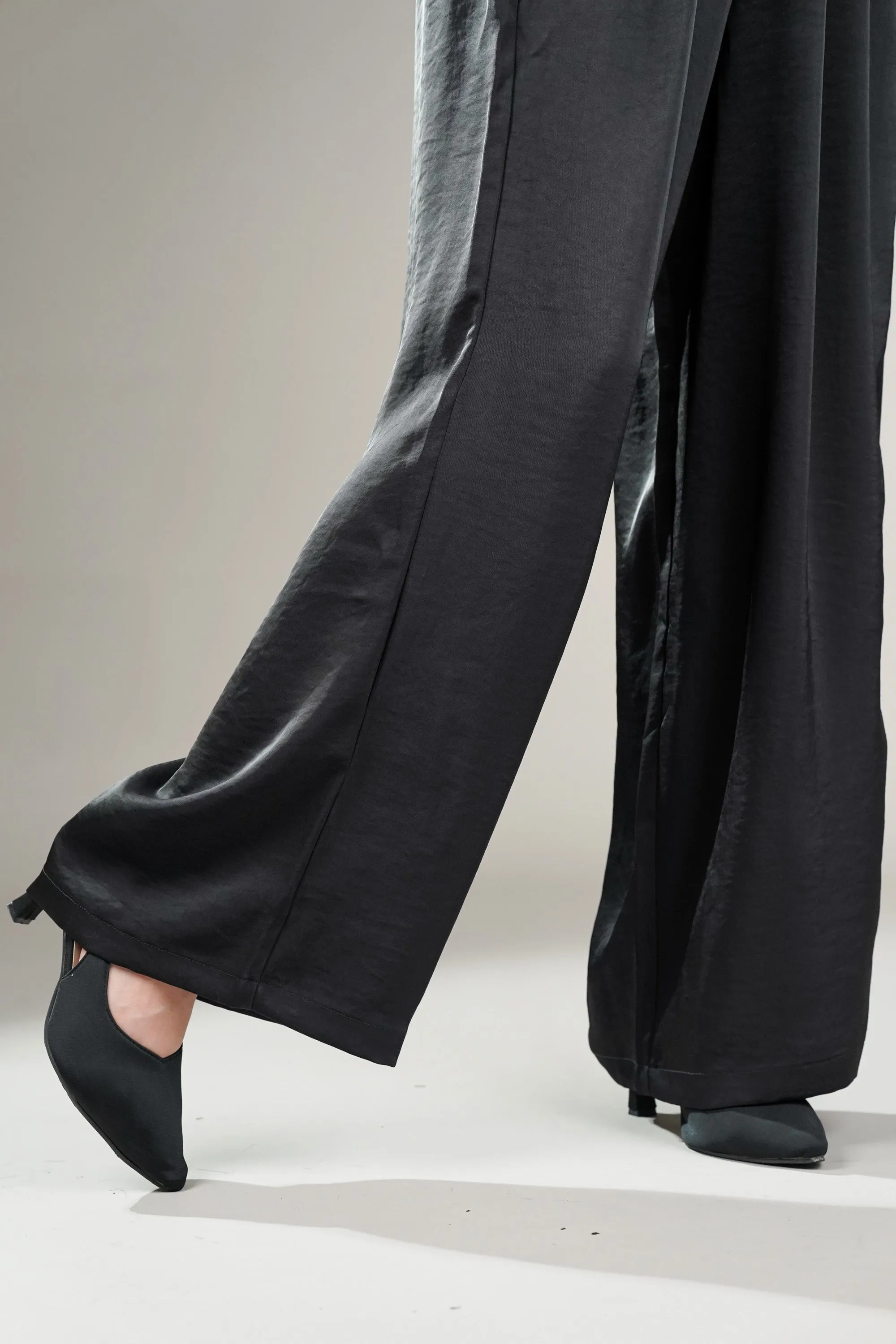 Drift Black Wide Leg Satin Pants