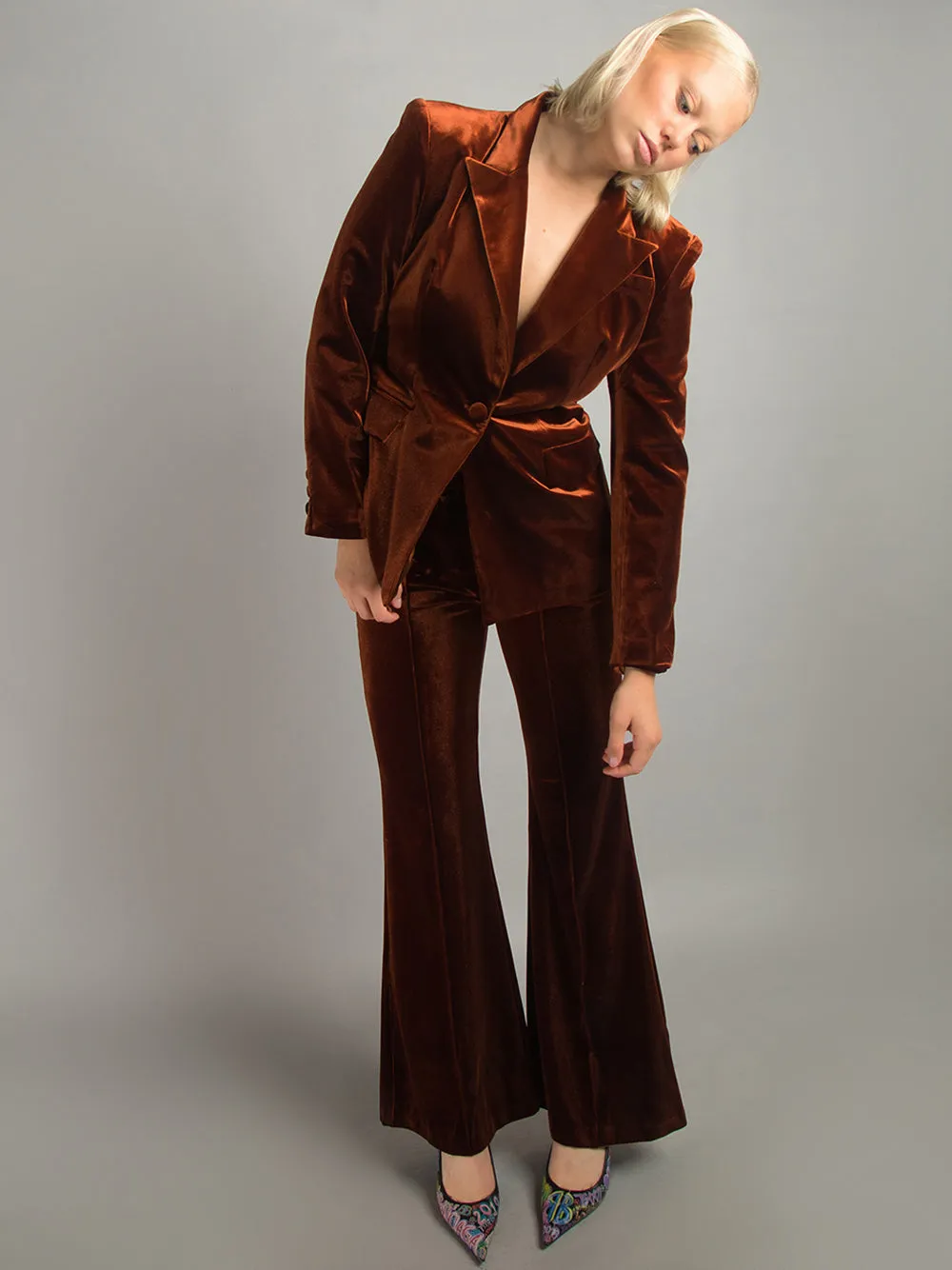 HINIYA Velvet Blazer & Flared Pants Set in Brown