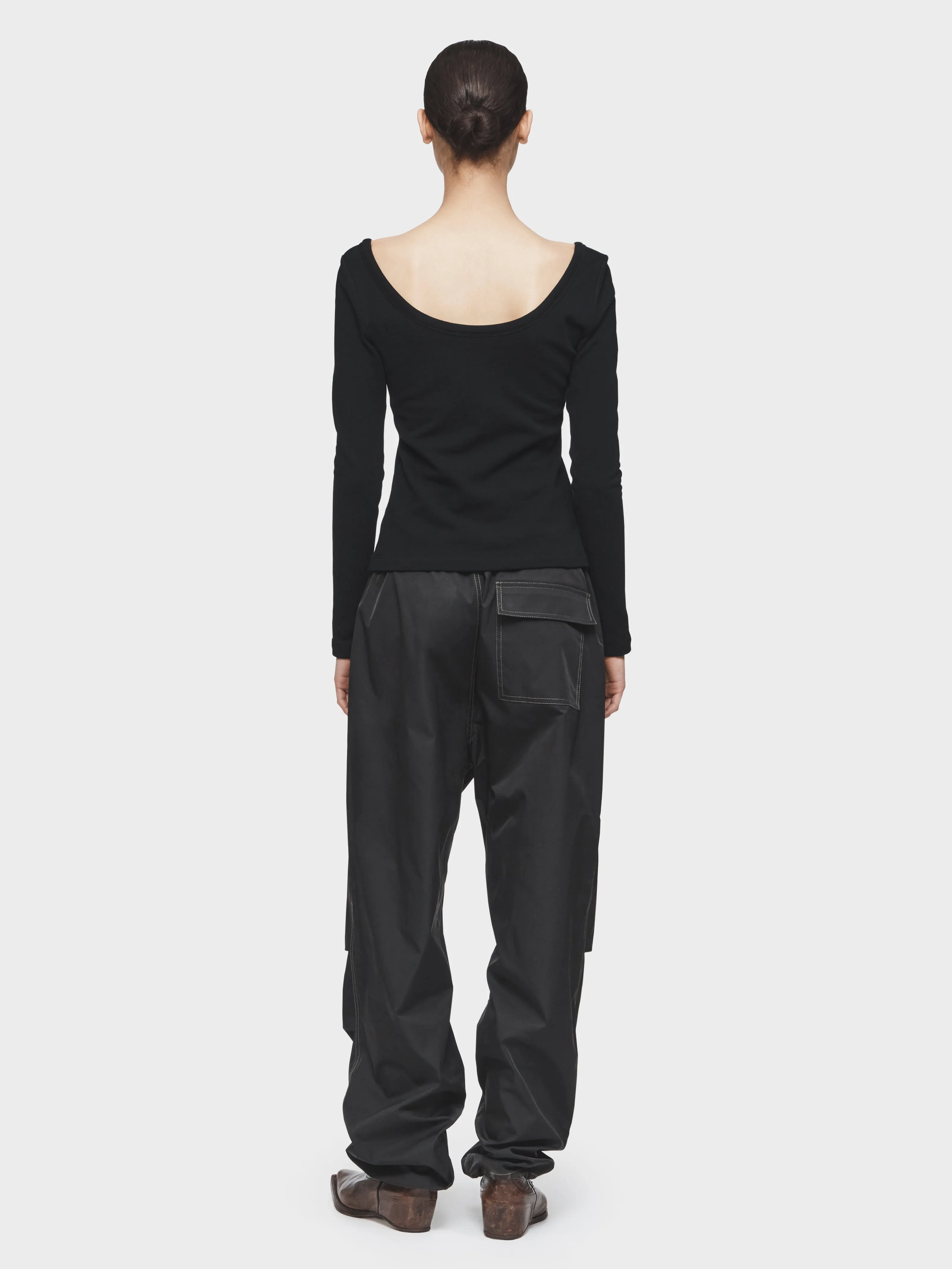 Parachute Pant in Black