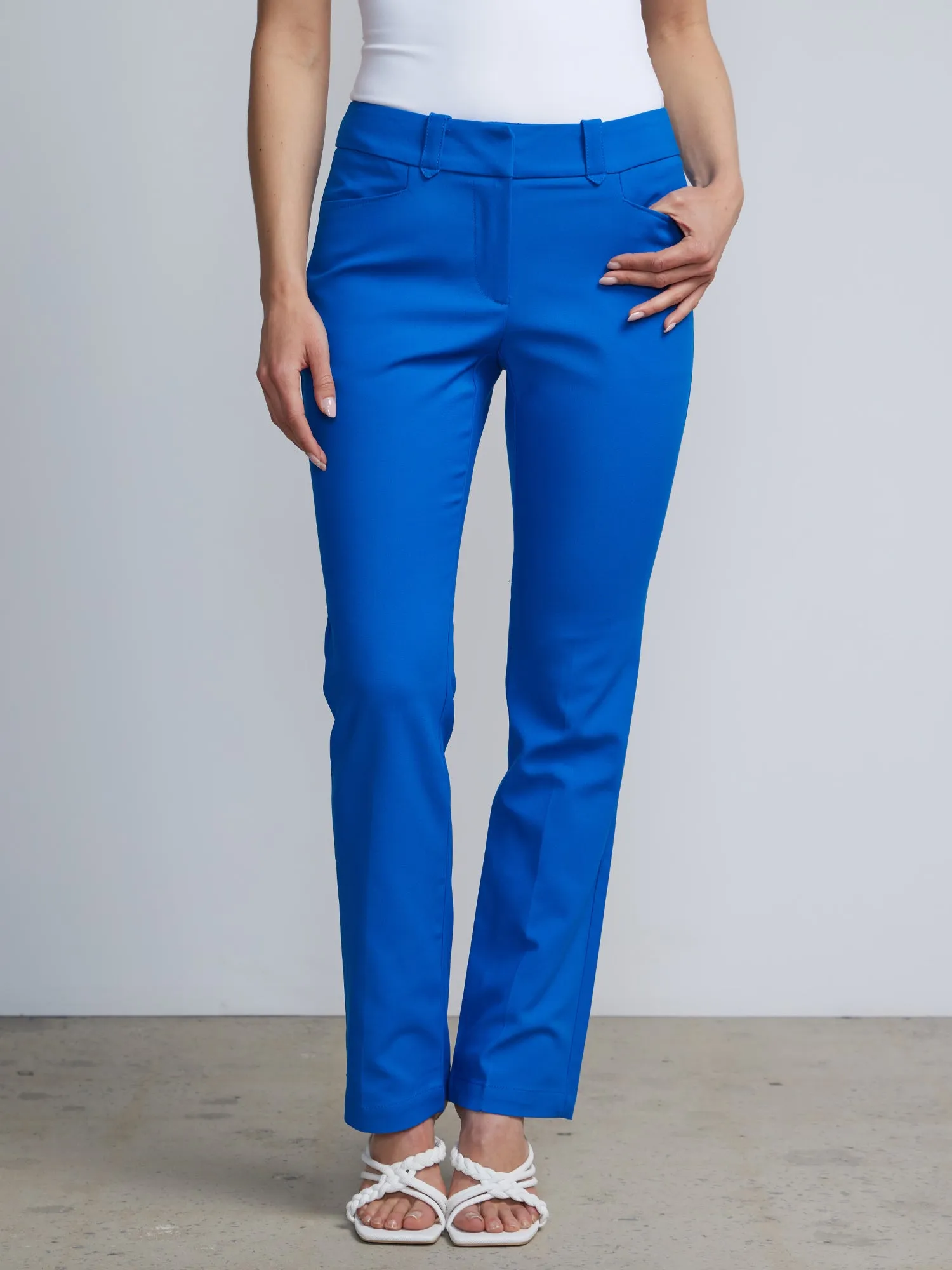 Petite Signature-Fit Mid-Rise Straight-Leg Pant - All Season Stretch