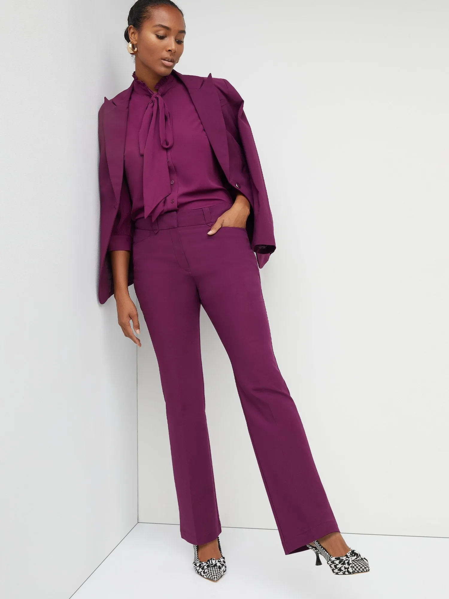 Petite Signature-Fit Mid-Rise Straight-Leg Pant - All Season Stretch