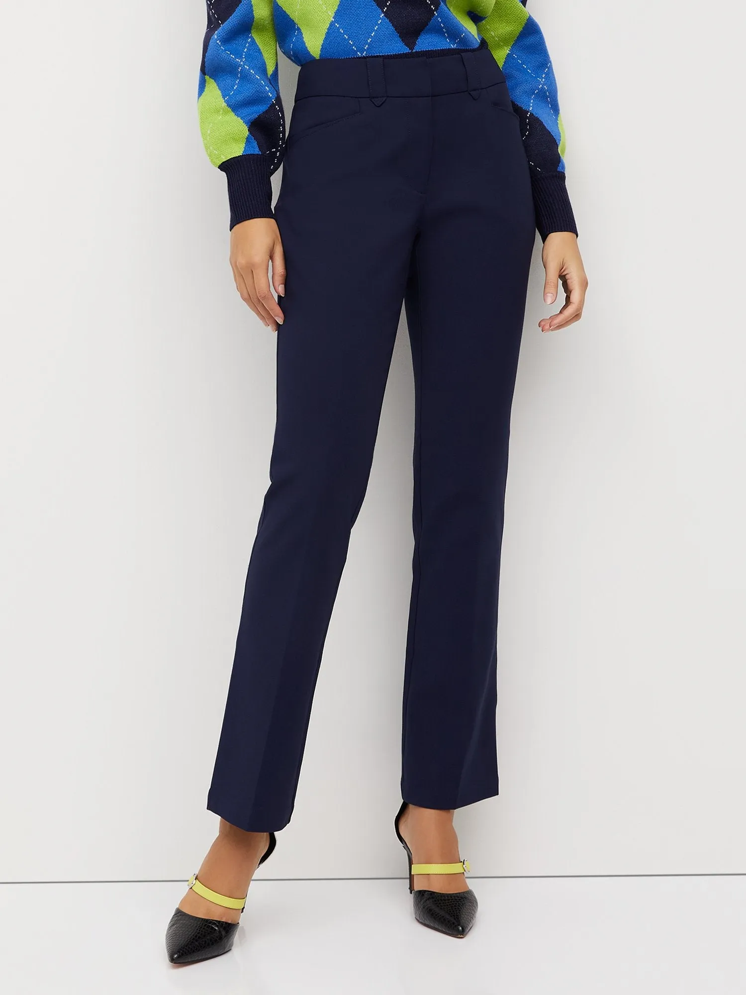 Petite Signature-Fit Mid-Rise Straight-Leg Pant - All Season Stretch