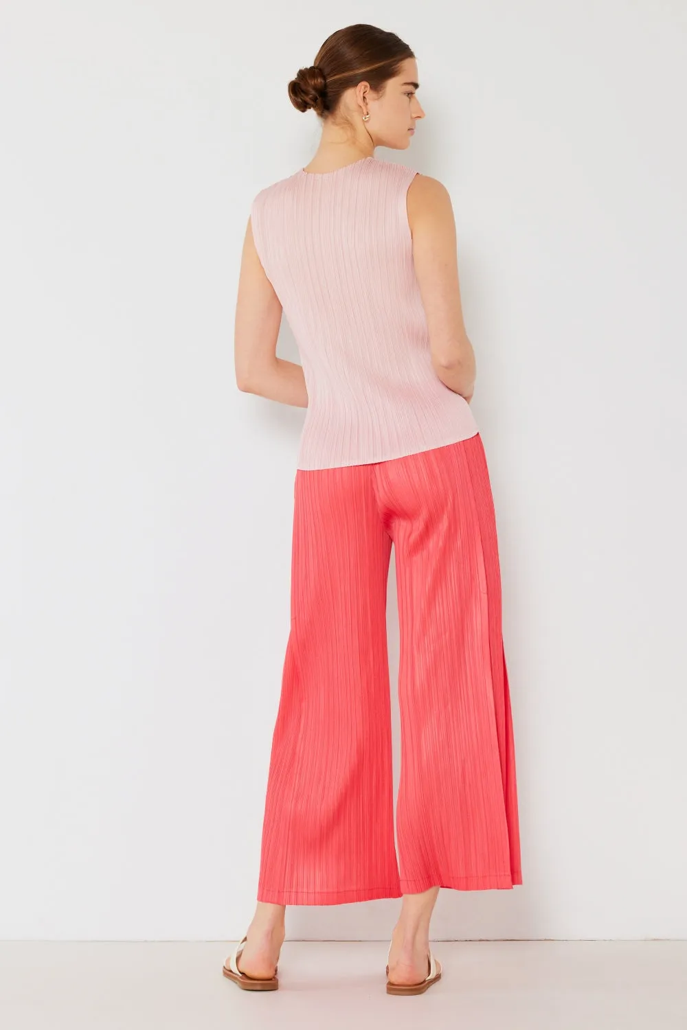 Pleated Wide-Leg Pants with Side Pleat Detail