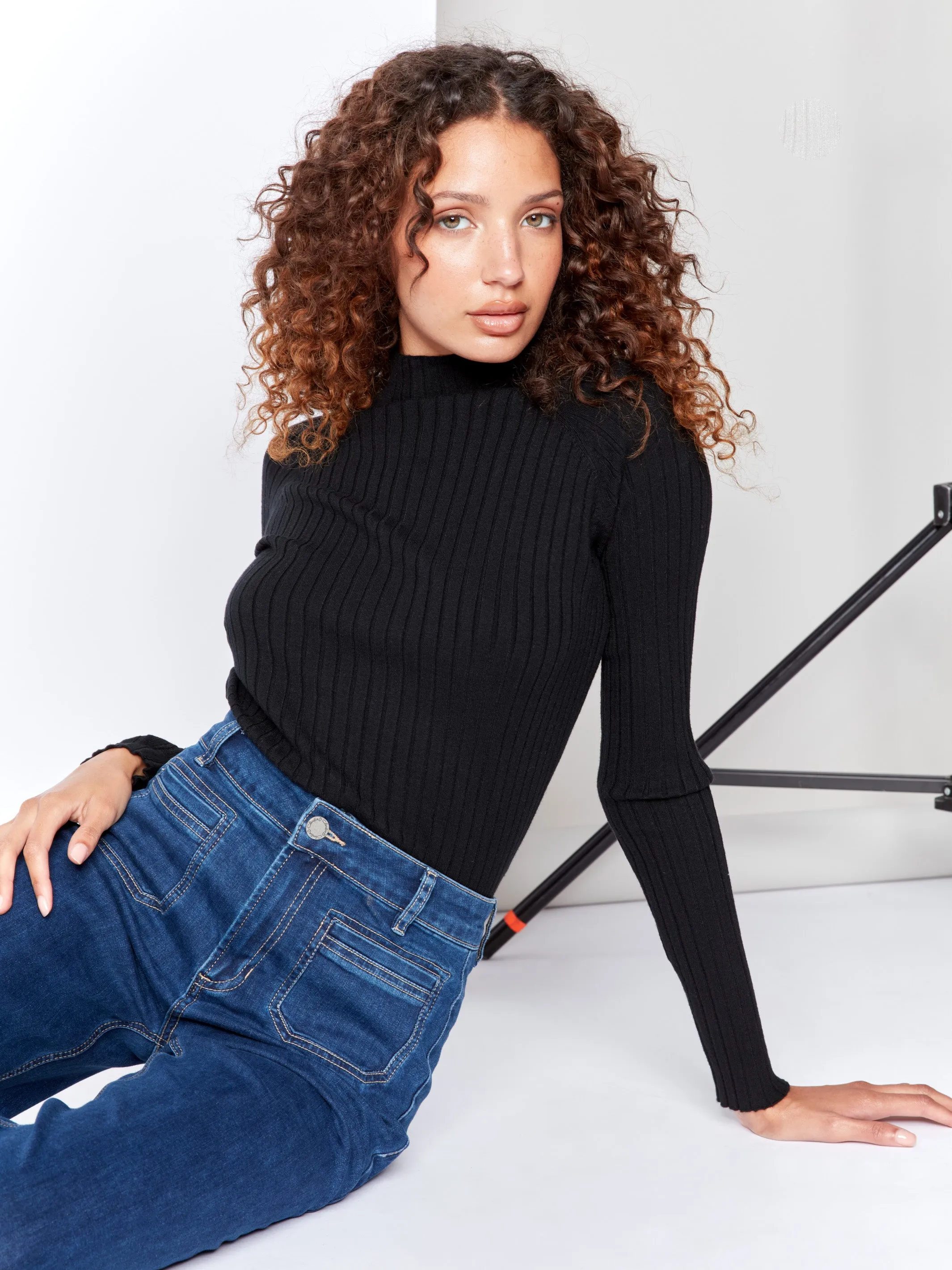 Ribbed Knit Mock Neck Sweater - Black