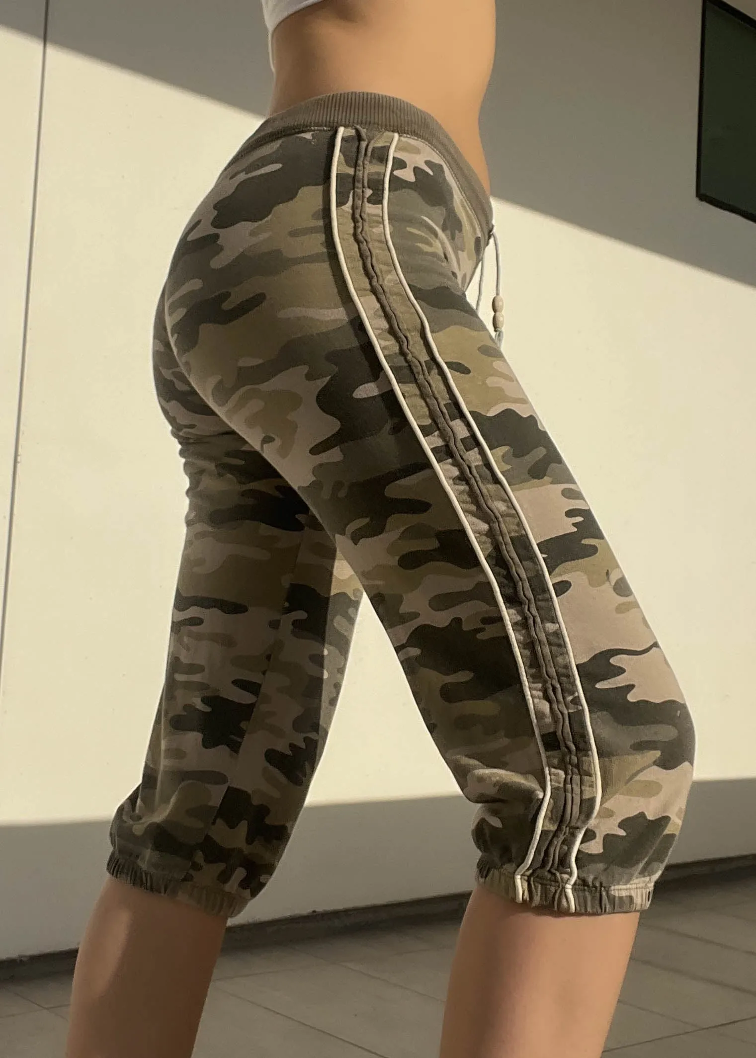 Y2k Sporty Camo Capris (S-M)